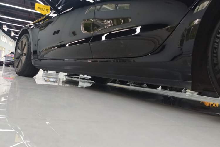 Used Tesla Model 3 2023 Rear-Wheel-Drive Version Left Side Sill
