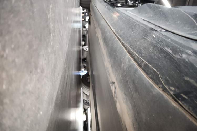 Used Tesla Model 3 2023 Rear-Wheel-Drive Version Left Side Sill