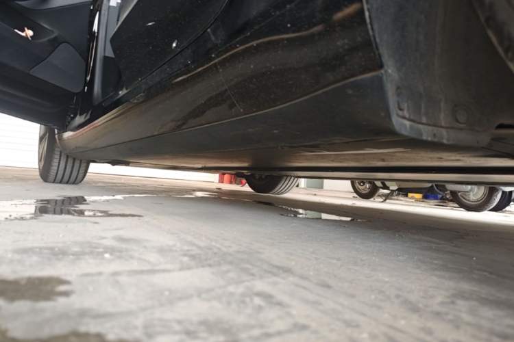 Used Tesla Model 3 2023 Rear-Wheel-Drive Version Left Side Sill