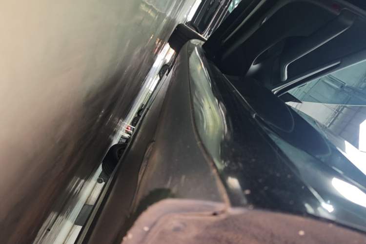 Used Tesla Model 3 2023 Rear-Wheel-Drive Version Left Side Sill