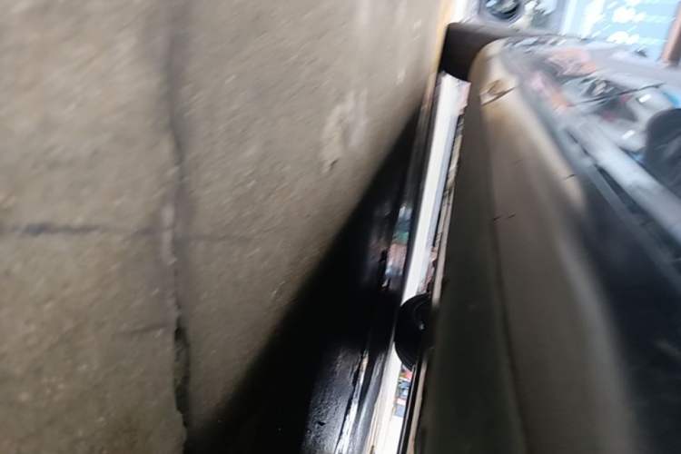 Used Tesla Model 3 2023 Rear-Wheel-Drive Version Left Side Sill