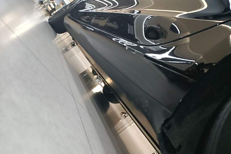 Used Tesla Model 3 2023 Rear-Wheel-Drive Version Left Side Sill