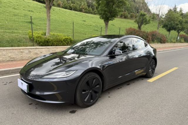 Used Tesla Model 3 2023 Rear-Wheel-Drive Version