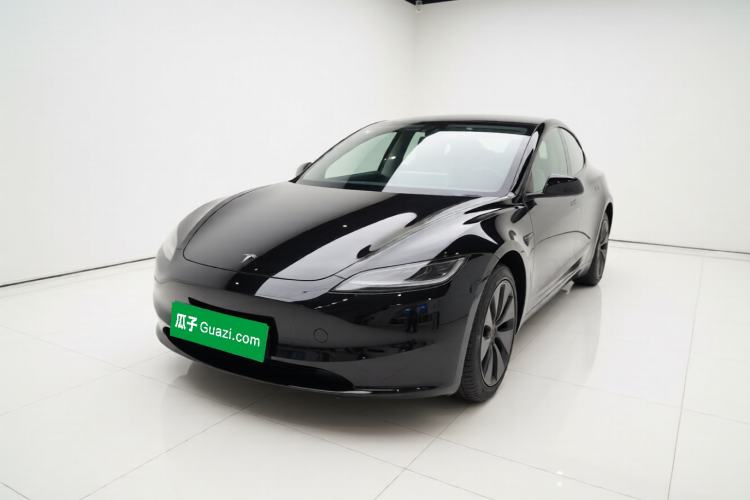 Tesla Model 3 2023 Long-Range All-Wheel-Drive Version