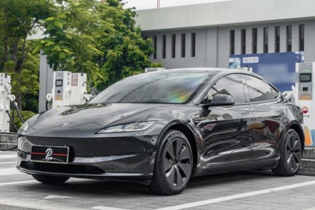 Used Tesla Model 3 2023 Rear-Wheel-Drive Version