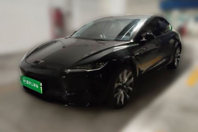 Used Tesla Model 3 2023 Long-Range All-Wheel-Drive Version