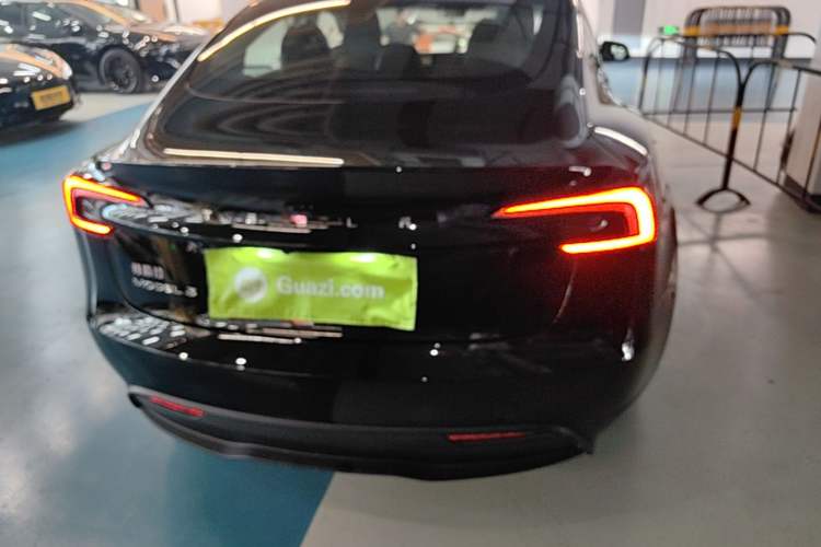 Used Tesla Model 3 2023 Rear-Wheel-Drive Version Rear