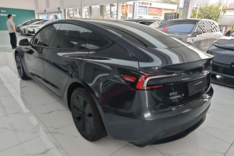 Used Tesla Model 3 2023 Rear-Wheel-Drive Version Rear Left 45 Deg