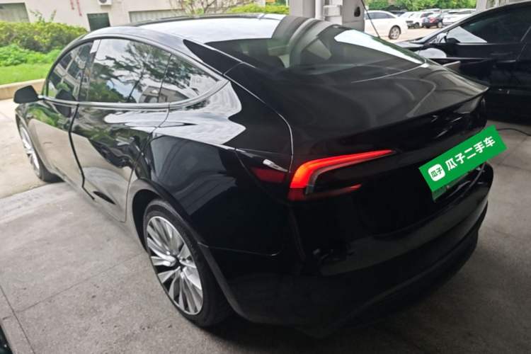 Used Tesla Model 3 2023 Rear-Wheel-Drive Version Rear Left 45 Deg