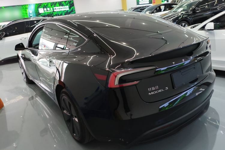 Used Tesla Model 3 2023 Rear-Wheel-Drive Version Rear Left 45 Deg
