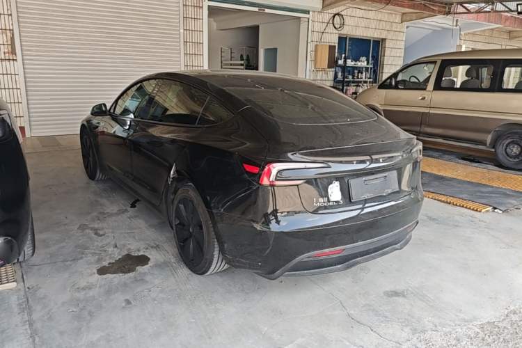 Used Tesla Model 3 2023 Rear-Wheel-Drive Version Rear Left 45 Deg