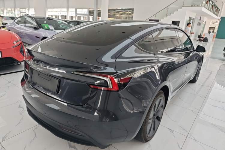 Used Tesla Model 3 2023 Rear-Wheel-Drive Version Rear Right 45 Deg