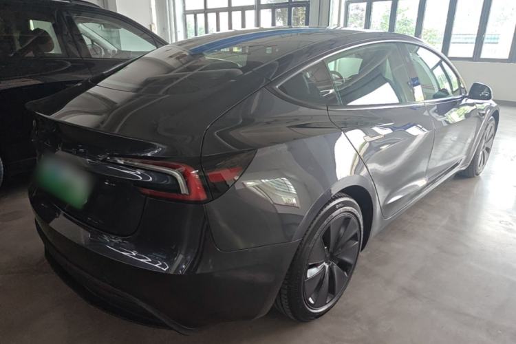 Used Tesla Model 3 2023 Rear-Wheel-Drive Version Rear Right 45 Deg