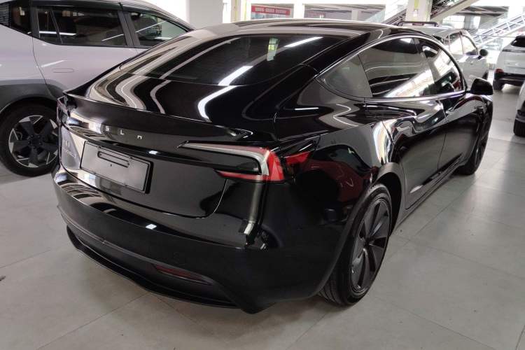 Used Tesla Model 3 2023 Rear-Wheel-Drive Version Rear Right 45 Deg