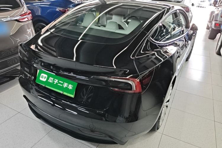 Used Tesla Model 3 2023 Rear-Wheel-Drive Version Rear Right 45 Deg