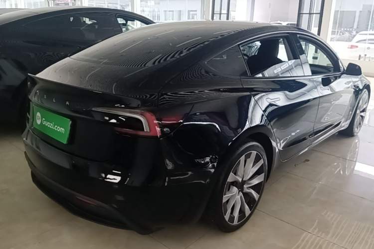 Used Tesla Model 3 2023 Rear-Wheel-Drive Version Rear Right 45 Deg