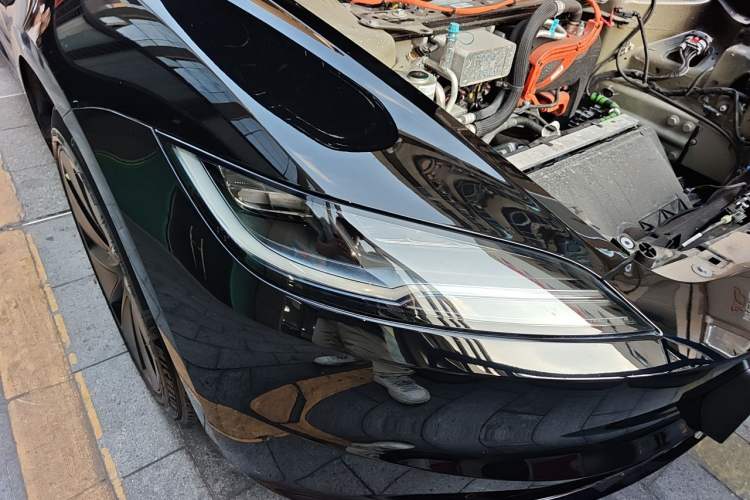 Used Tesla Model 3 2023 Rear-Wheel-Drive Version Right Front Headlight