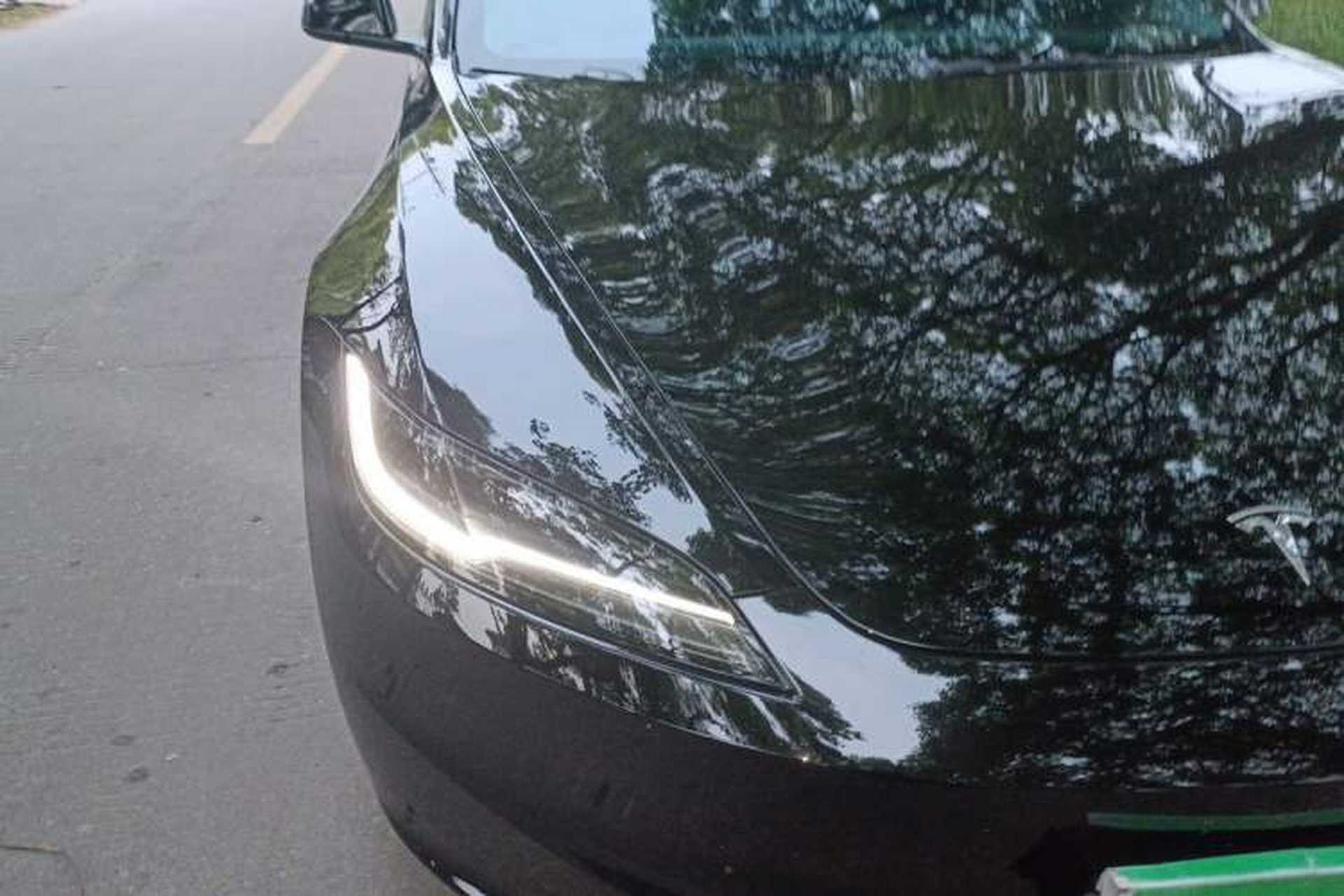 Used Tesla Model 3 2023 Rear-Wheel-Drive Version Right Front Headlight