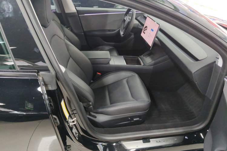 Used Tesla Model 3 2023 Rear-Wheel-Drive Version Right Front Seat