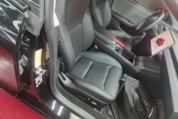 Used Tesla Model 3 2023 Rear-Wheel-Drive Version Right Front Seat