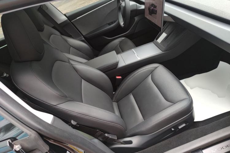Used Tesla Model 3 2023 Rear-Wheel-Drive Version Right Front Seat