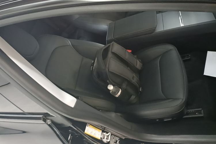 Used Tesla Model 3 2023 Rear-Wheel-Drive Version Right Front Seat