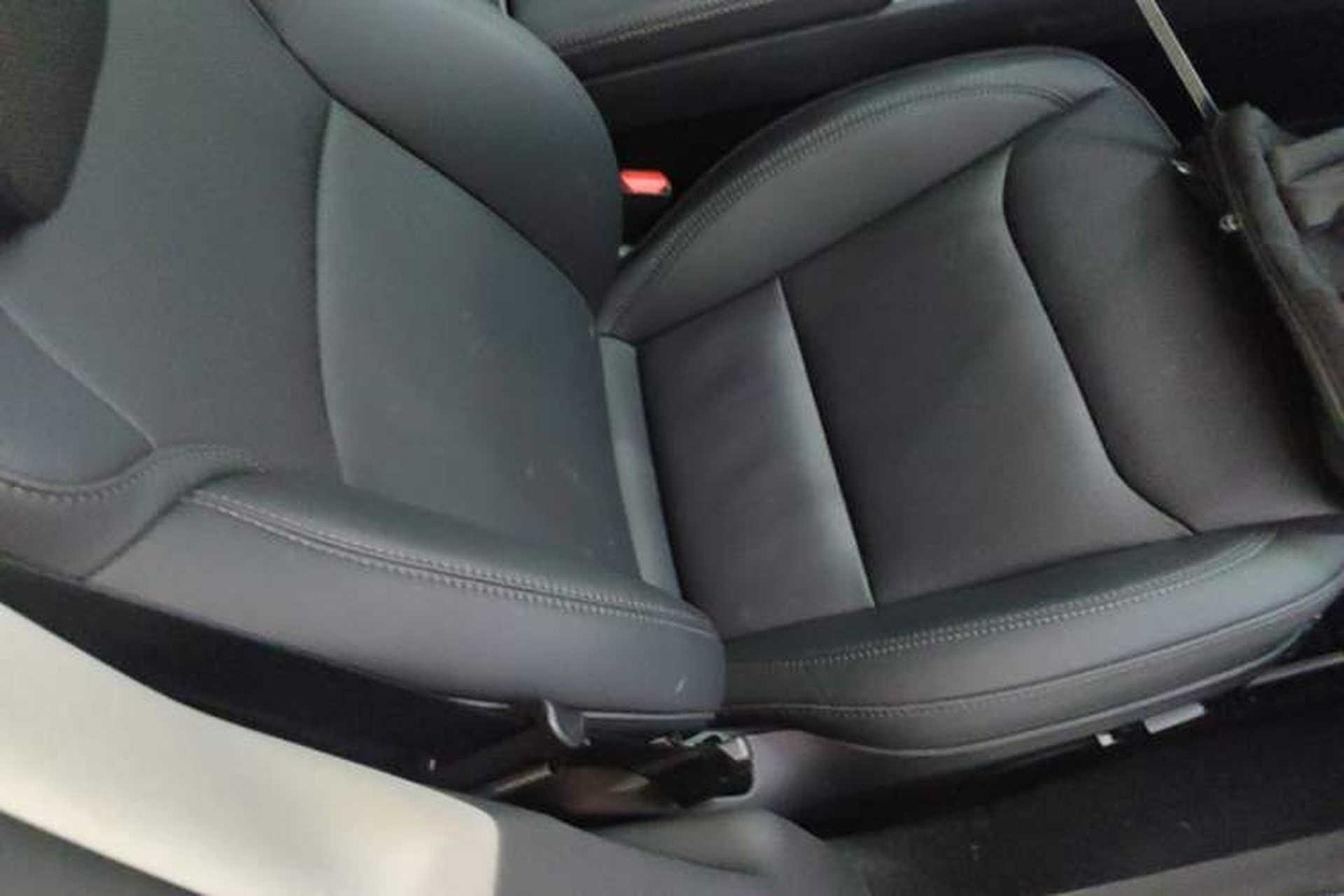 Used Tesla Model 3 2023 Long-Range All-Wheel-Drive Version Right Front Seat