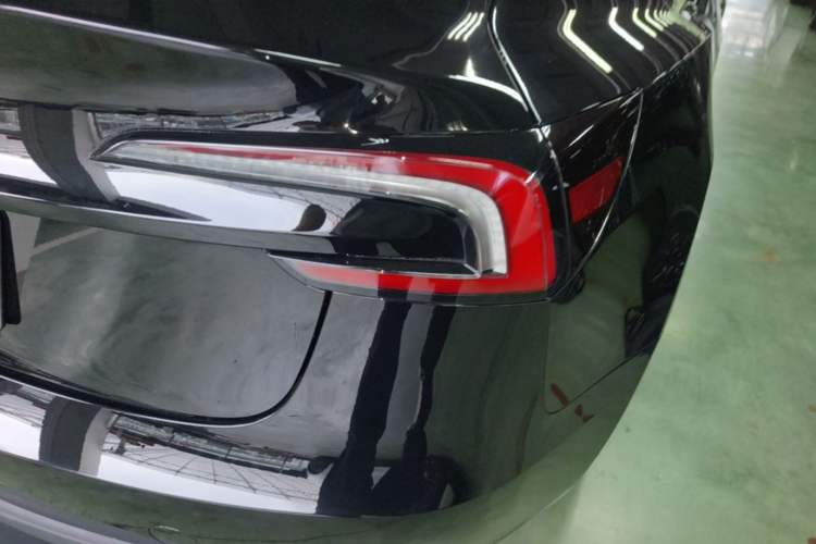 Used Tesla Model 3 2023 Rear-Wheel-Drive Version Right Rear Taillight