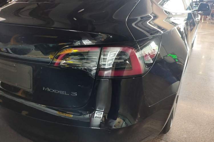 Used Tesla Model 3 2023 Rear-Wheel-Drive Version Right Rear Taillight