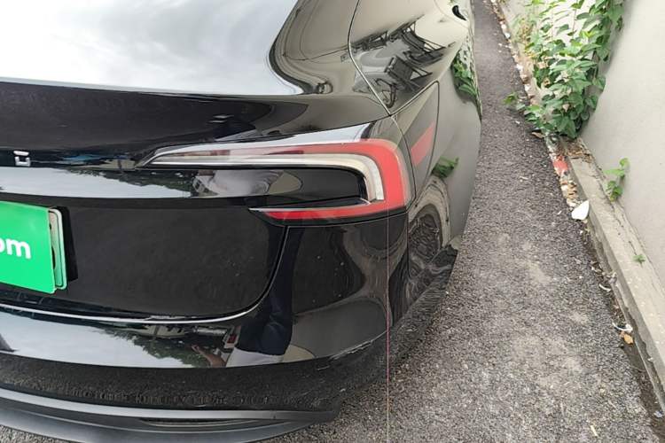 Used Tesla Model 3 2023 Rear-Wheel-Drive Version Right Rear Taillight