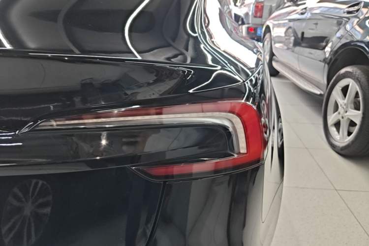 Used Tesla Model 3 2023 Rear-Wheel-Drive Version Right Rear Taillight