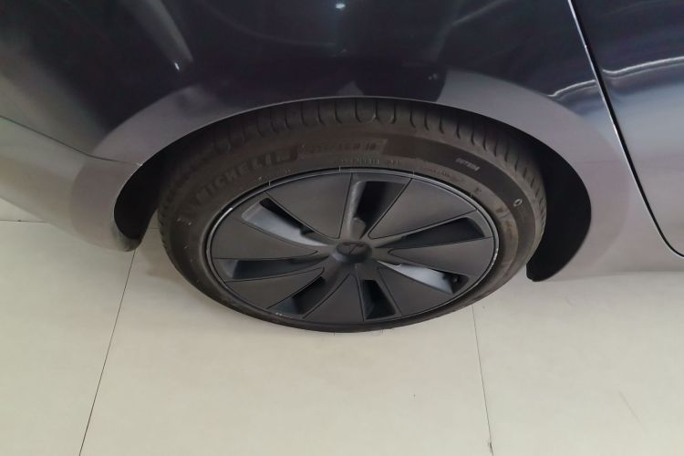Used Tesla Model 3 2023 Rear-Wheel-Drive Version Right Rear Wheel Hub
