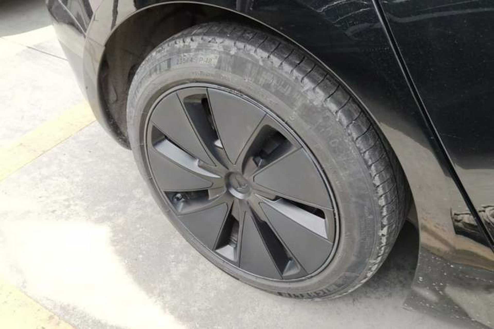 Used Tesla Model 3 2023 Rear-Wheel-Drive Version Right Rear Wheel Hub