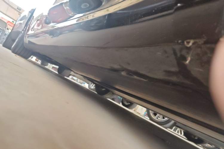 Used Tesla Model 3 2023 Rear-Wheel-Drive Version Right Side Sill