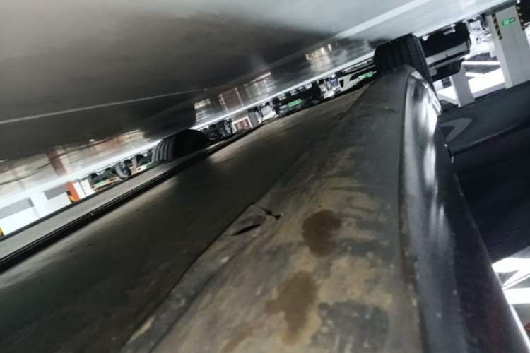 Used Tesla Model 3 2023 Rear-Wheel-Drive Version Right Side Sill