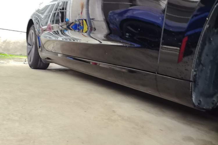Used Tesla Model 3 2023 Rear-Wheel-Drive Version Right Side Sill