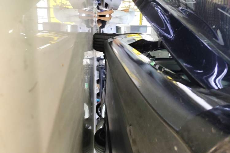 Used Tesla Model 3 2023 Rear-Wheel-Drive Version Right Side Sill