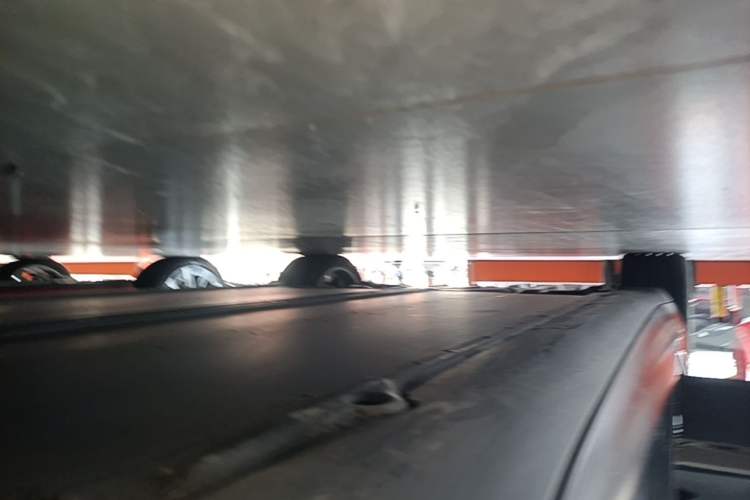 Used Tesla Model 3 2023 Long-Range All-Wheel-Drive Version Right Side Sill