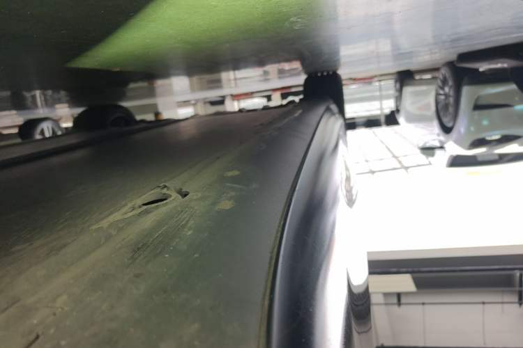 Used Tesla Model 3 2023 Rear-Wheel-Drive Version Right Side Sill