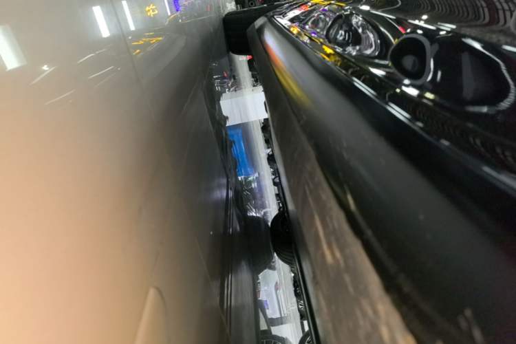 Used Tesla Model 3 2023 Rear-Wheel-Drive Version Right Side Sill
