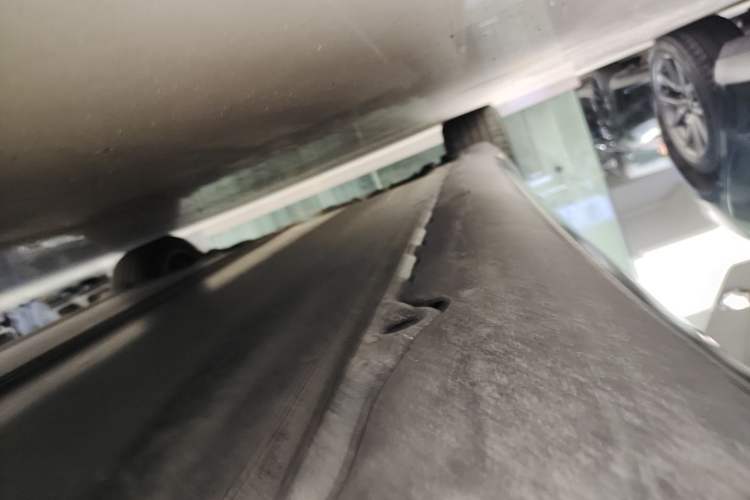 Used Tesla Model 3 2023 Rear-Wheel-Drive Version Right Side Sill