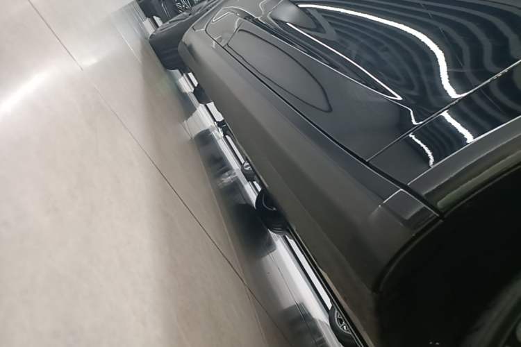 Used Tesla Model 3 2023 Rear-Wheel-Drive Version Right Side Sill