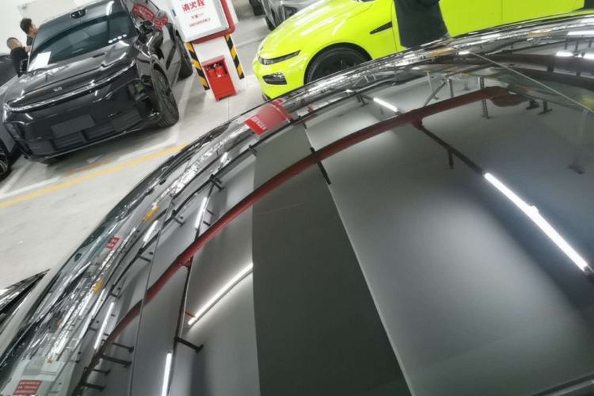 Used Tesla Model 3 2023 Rear-Wheel-Drive Version Roof