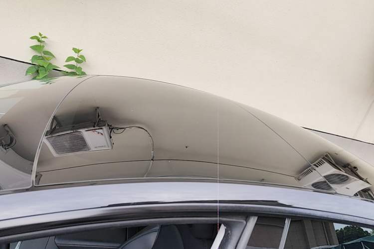 Used Tesla Model 3 2023 Rear-Wheel-Drive Version Roof