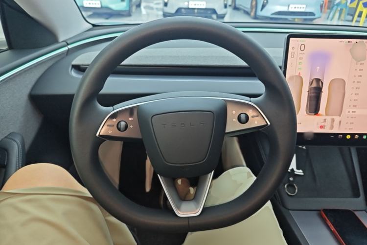 Used Tesla Model 3 2023 Rear-Wheel-Drive Version Steering Wheel