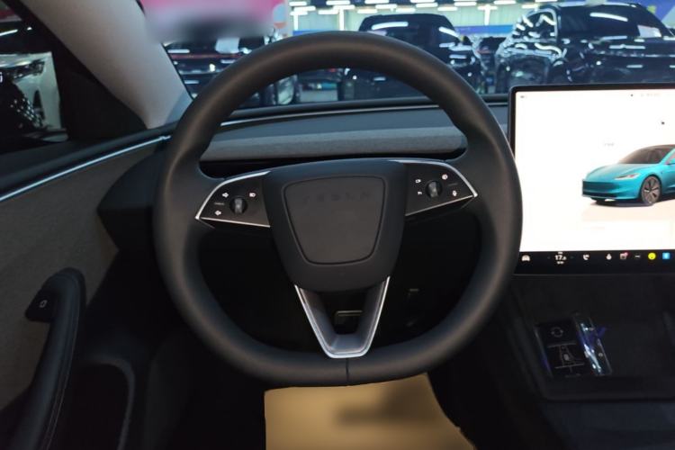 Used Tesla Model 3 2023 Rear-Wheel-Drive Version Steering Wheel