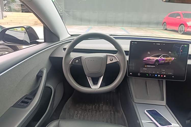 Used Tesla Model 3 2023 Rear-Wheel-Drive Version Steering Wheel