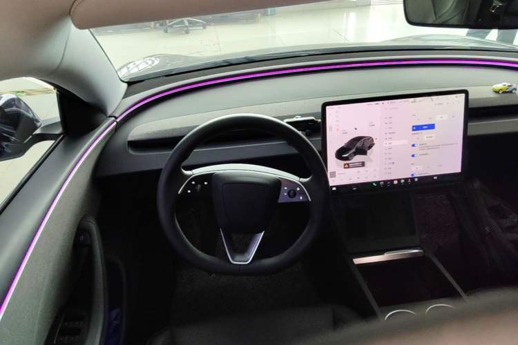 Used Tesla Model 3 2023 Rear-Wheel-Drive Version Steering Wheel