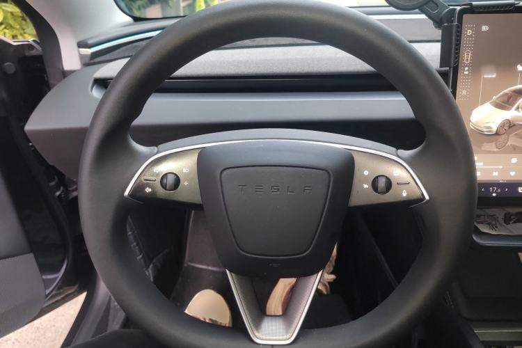 Used Tesla Model 3 2023 Rear-Wheel-Drive Version Steering Wheel