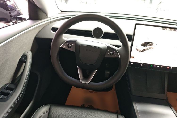 Used Tesla Model 3 2023 Rear-Wheel-Drive Version Steering Wheel